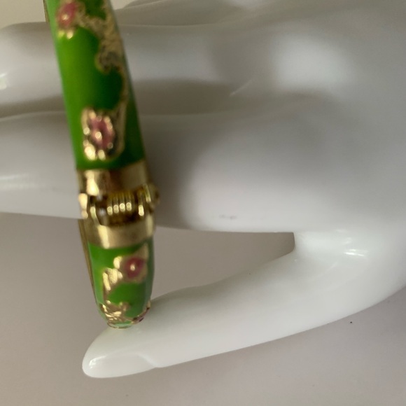 Green Etched Gold 14 Dainty Flowers  Stems Leaves Pink Wrist Bangle Bracelet - Picture 3 of 3